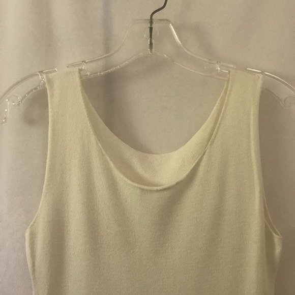 kd dance New York White Scoop Neck Knit Dress - Picture 2 of 5